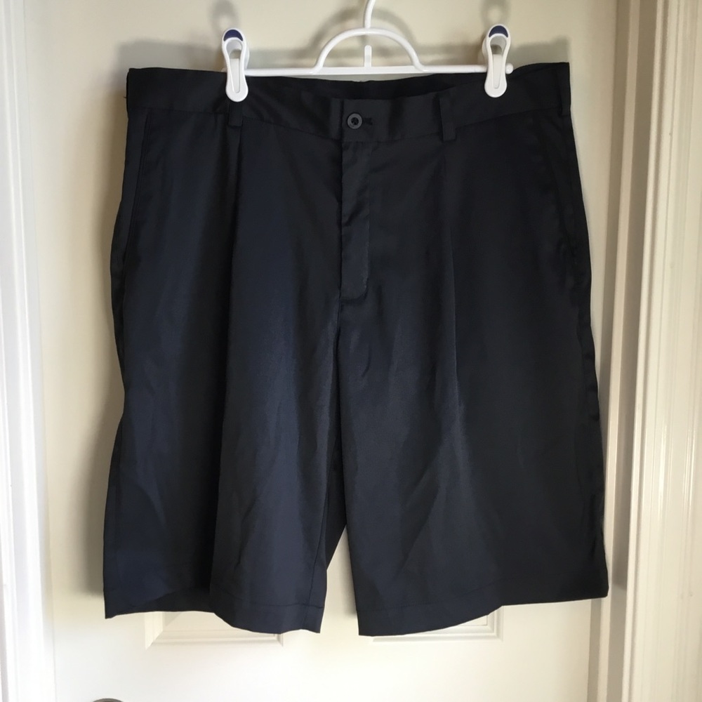 Nike Golf shorts Dry Fit Black size 34